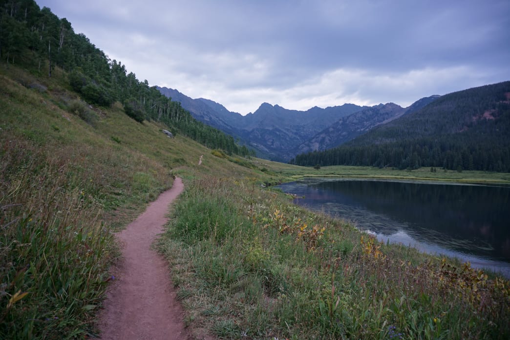 The long and winding trail alongside Vail's Piney Lake.