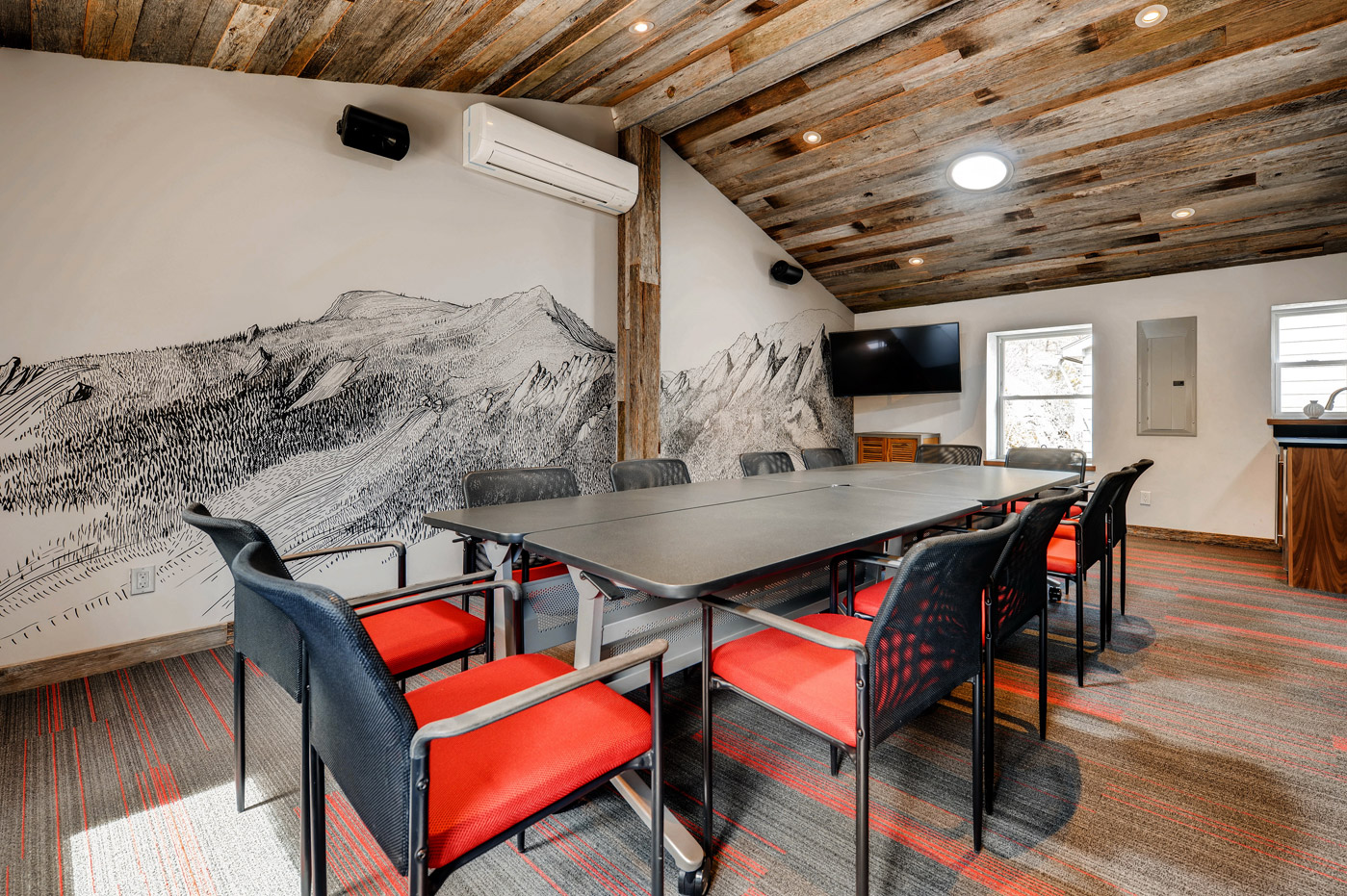 A-Lodge Boulder Board Room