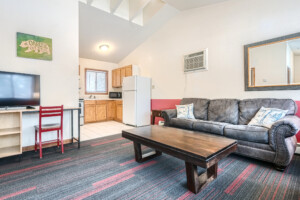 Boulder hotel room suite with kitchen