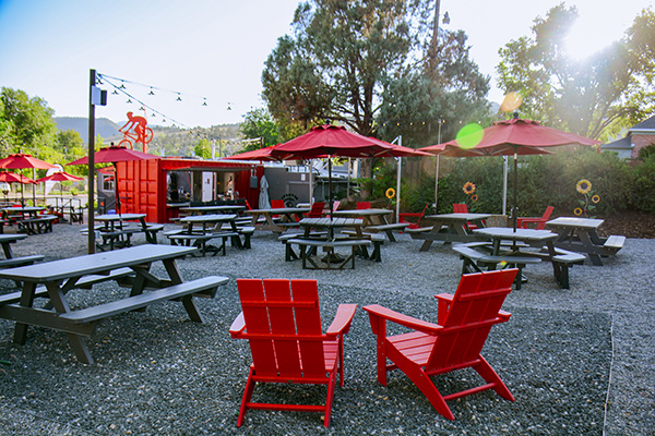 Planet Bluegrass Apres Scene