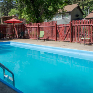 The pool at the A-Lodge-Hotel in Boulder
